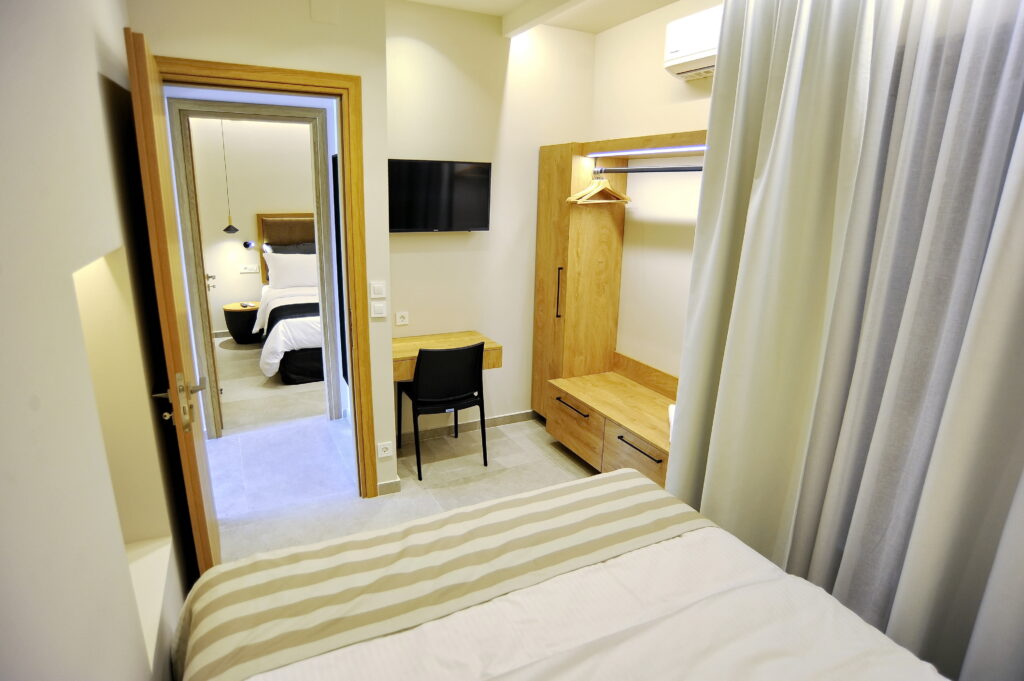 De Mar Suites